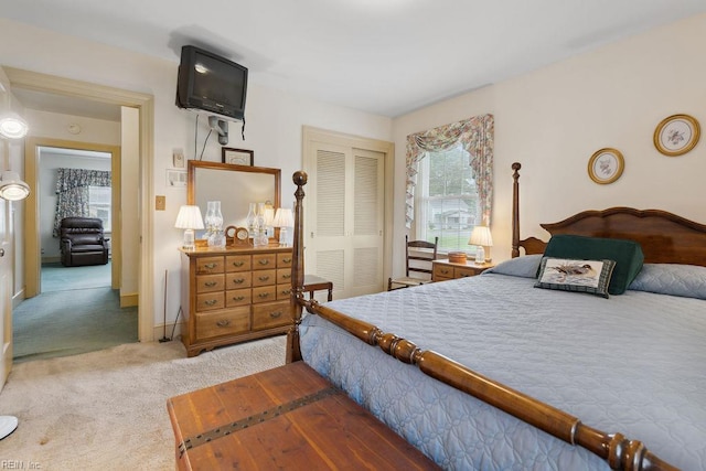 32391 S Main St, Boykins, VA 23827 - bedroom featuring carpet flooring and a closet