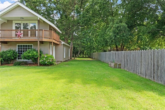 2655 Village Ave, Chesapeake, VA 23323 - view of yard featuring a balcony
