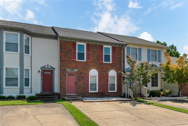 284 Windbrooke Ln, Virginia Beach, VA 23462 - multi unit property with brick siding