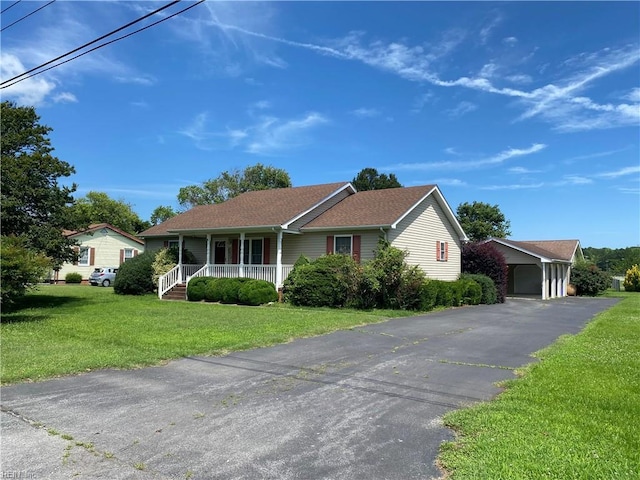 2016 Kilby Ln, Suffolk, VA 23434 - ranch-style home featuring covered porch, a front yard, asphalt driveway, and a shingled roof