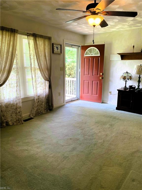 2016 Kilby Ln, Suffolk, VA 23434 - carpeted foyer with ceiling fan