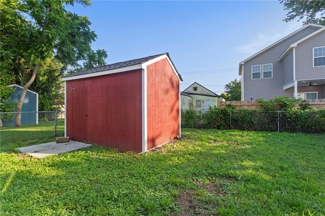 3033 Williams St, Newport News, VA 23607 - view of shed featuring a fenced backyard