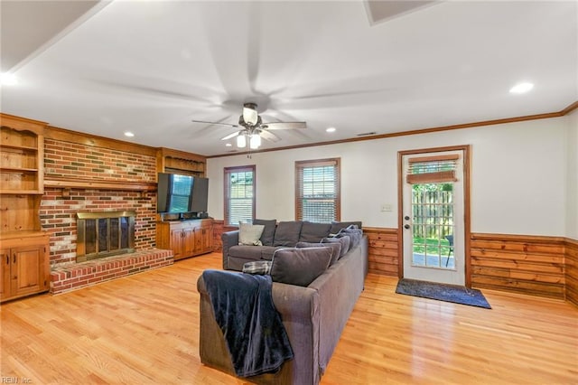 1628 Hawks Bill Dr, Virginia Beach, VA 23464 - living area with a wainscoted wall, light wood-type flooring, recessed lighting, ornamental molding, and a ceiling fan