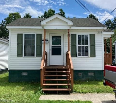815 Kilby Ave, Suffolk, VA 23434 - bungalow with crawl space and a front lawn