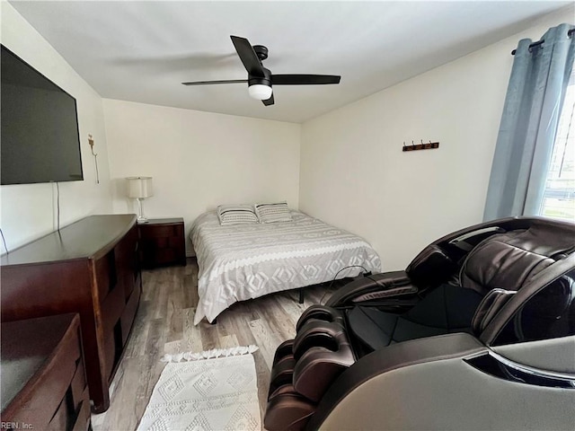 120 Lancelot Dr, Suffolk, VA 23434 - bedroom with wood finished floors and ceiling fan