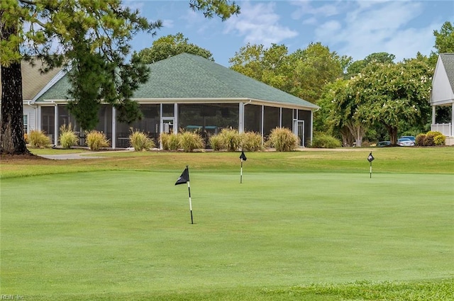 101 Ryder, Smithfield, VA 23430 - view of community with a putting area, a yard, and view of golf course