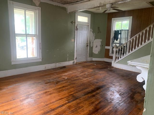603 N High St, Franklin, VA 23851 - entrance foyer with wood-type flooring, a ceiling fan, and stairway
