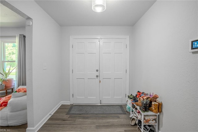 2028 Hickorywood Dr, Suffolk, VA 23434 - foyer featuring wood finished floors and baseboards