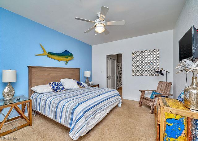 3738 Sandpiper Rd Unit 214B, Virginia Beach, VA 23456 - carpeted bedroom with ceiling fan