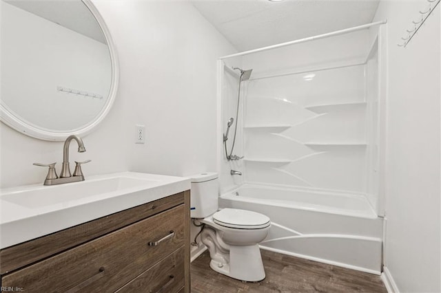 1521 Peabody Dr, Hampton, VA 23666 - bathroom with wood finished floors, vanity, and shower / tub combination
