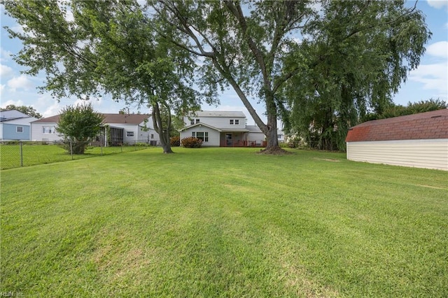 16 Diggs Dr, Hampton, VA 23666 - view of yard