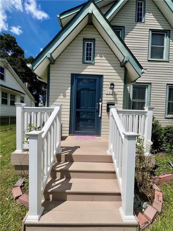 3636 Henrico St, Norfolk, VA 23513 - view of exterior entry with covered porch