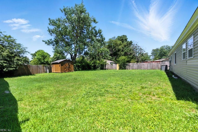 3144 Aaron Dr, Chesapeake, VA 23323 - fenced backyard featuring a storage shed
