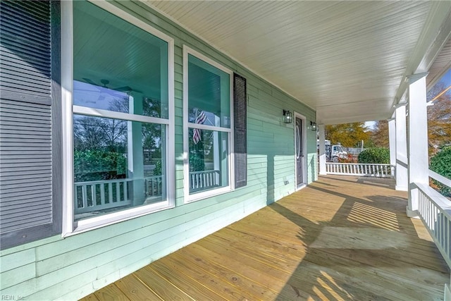 10 Church St, Windsor, VA 23487 - view of porch