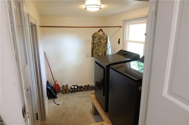 4225 Terry Dr, Chesapeake, VA 23321 - laundry room featuring independent washer and dryer