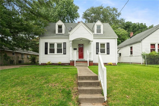 440 Maryland Ave, Norfolk, VA 23508 - view of new england style home
