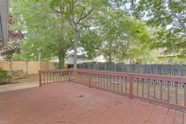 816 Mccrae Dr, Newport News, VA 23608 - wooden deck with a fenced backyard