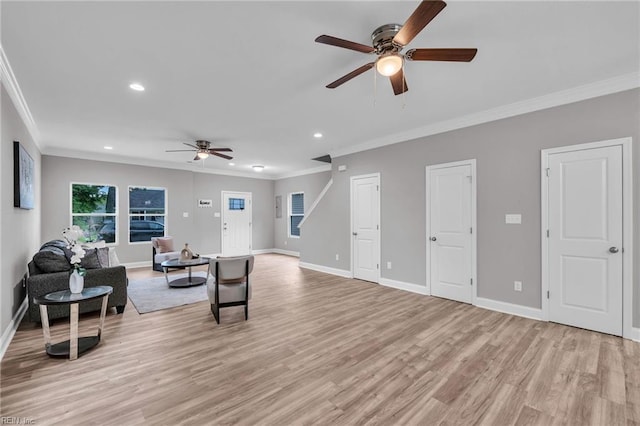 464 Factory St, Suffolk, VA 23434 - living area featuring a ceiling fan, ornamental molding, light wood finished floors, and recessed lighting