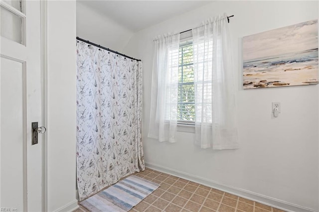 414 Russell St, Portsmouth, VA 23707 - bathroom with a shower with shower curtain