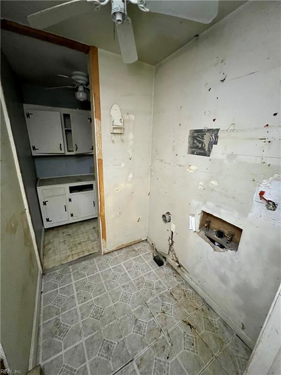 5410 Gum Fork Rd, Gloucester, VA 23061 - washroom with a ceiling fan
