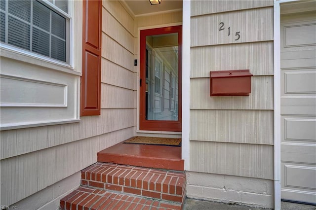 215 Lisbon Dr, Newport News, VA 23601 - property entrance