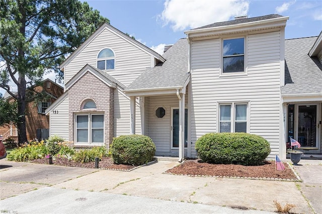 751 S Lake Cir, Chesapeake, VA 23322 - traditional home featuring a shingled roof