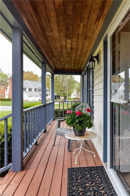 520 Foxgate Quarter Quarter, Chesapeake, VA 23322 - porch featuring a residential view