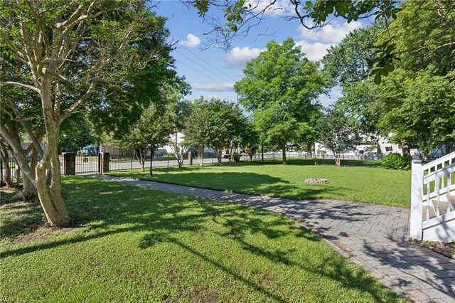 515 Beach Rd, Hampton, VA 23664 - view of community