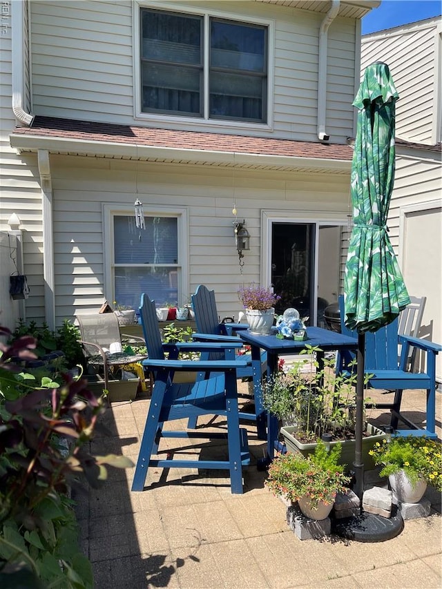 7656 The Points Pl, Gloucester Point, VA 23062 - view of patio / terrace