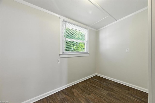 2007 Winfree Rd, Hampton, VA 23663 - unfurnished room with dark wood-style flooring and baseboards