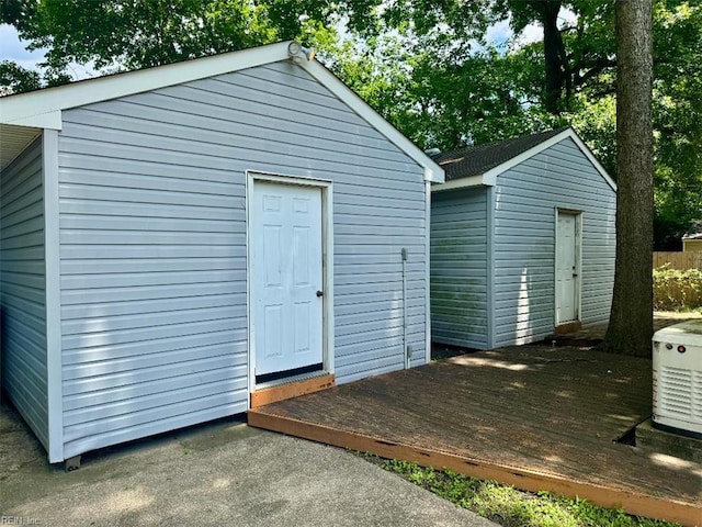 2609 Harling Dr, Chesapeake, VA 23325 - view of shed