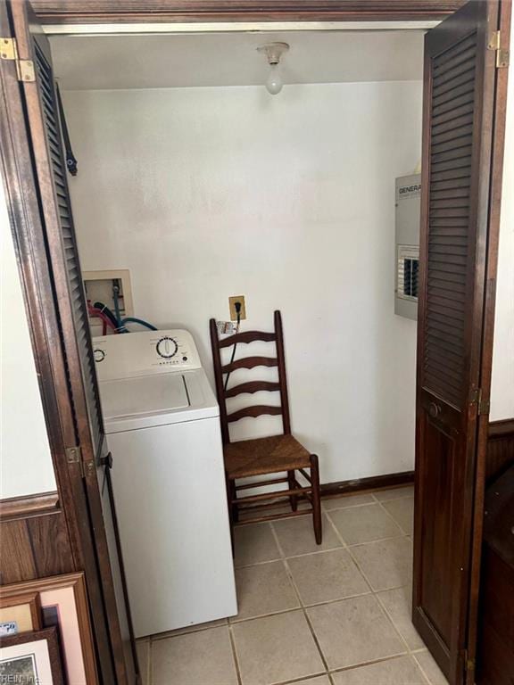 2609 Harling Dr, Chesapeake, VA 23325 - laundry room featuring washer / clothes dryer and light tile patterned floors