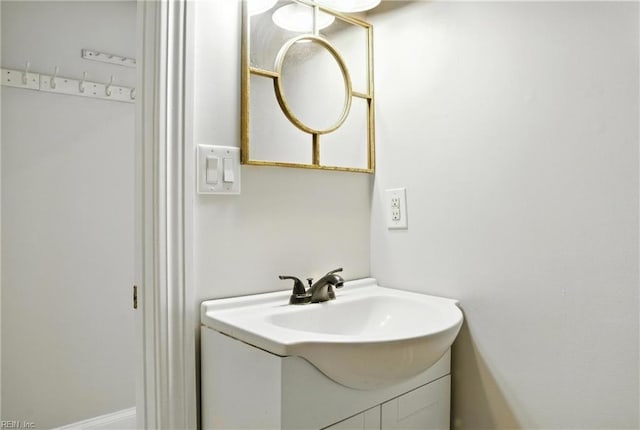 227 N Saratoga St, Suffolk, VA 23434 - bathroom featuring vanity