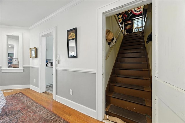 139 Chancellor Rd, Hampton, VA 23661 - staircase with wood finished floors and crown molding