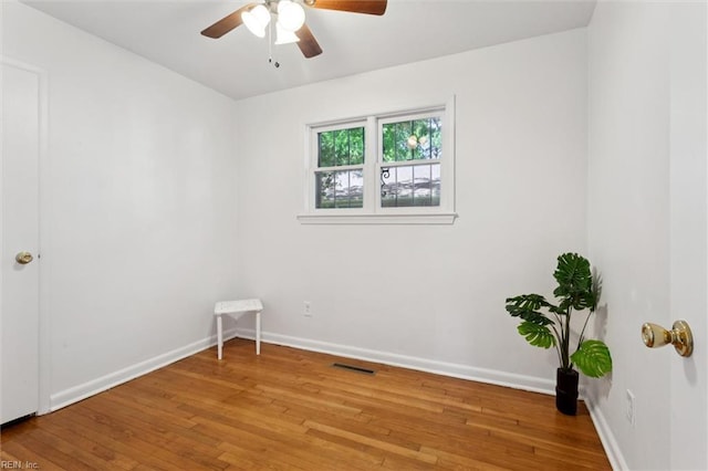 2734 Jamestown Ave, Hampton, VA 23661 - spare room featuring a ceiling fan and light wood-type flooring