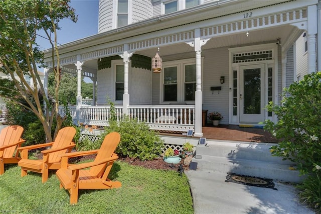 122 S Willard Ave, Hampton, VA 23663 - doorway to property with covered porch