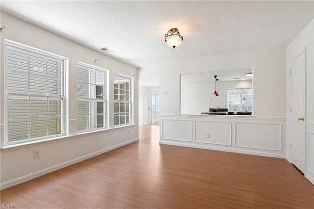 5405 Kiawah Ct, Virginia Beach, VA 23462 - unfurnished living room featuring light wood-style floors