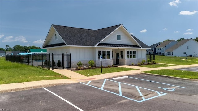 112 Gleneagles, Smithfield, VA 23430 - view of building exterior with uncovered parking