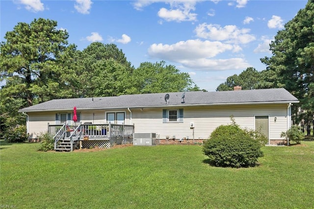 278 Mallard Dr, Hardyville, VA 23070 - back of house featuring a wooden deck, a lawn, and crawl space