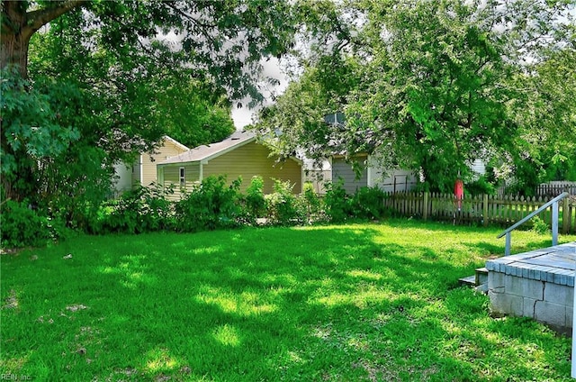 831 Quail Ave, Chesapeake, VA 23324 - view of yard