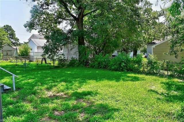 831 Quail Ave, Chesapeake, VA 23324 - view of yard