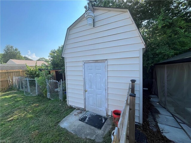 639 Fairfield Blvd, Hampton, VA 23669 - view of shed