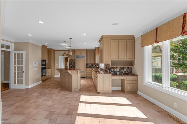 308 Rivers Edge, Williamsburg, VA 23185 - kitchen featuring tasteful backsplash, black appliances, ornamental molding, recessed lighting, and cream cabinetry