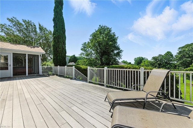 60 Dillwyn Dr, Newport News, VA 23602 - view of wooden terrace