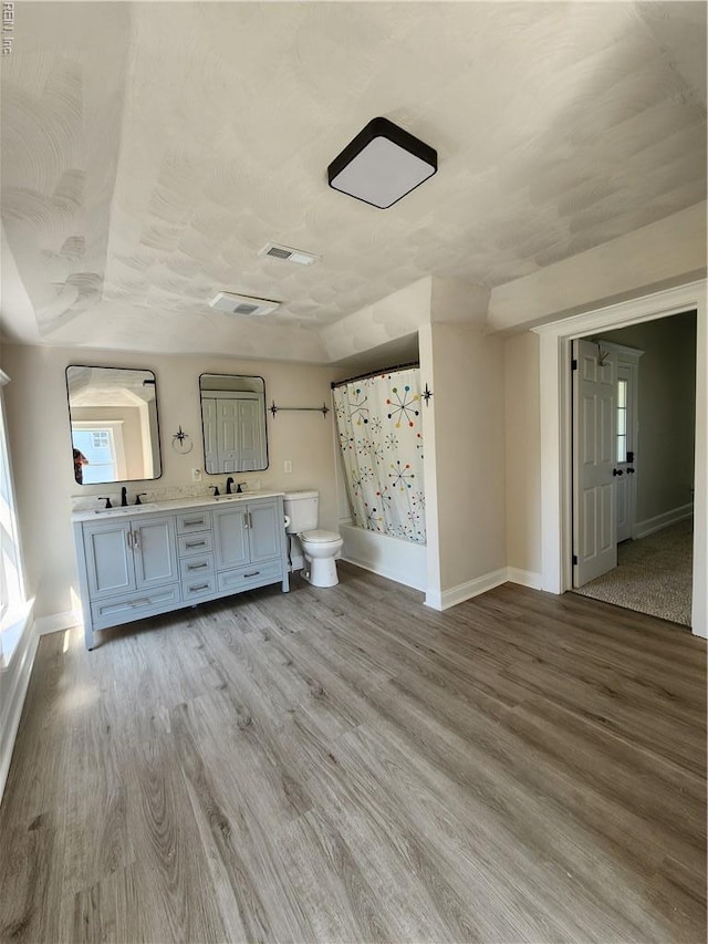 110 S Willard Ave, Hampton, VA 23663 - bathroom with double vanity and wood finished floors