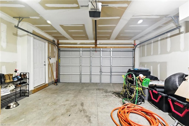 622 Jessica Cir Unit 21, Newport News, VA 23606 - garage featuring a garage door opener