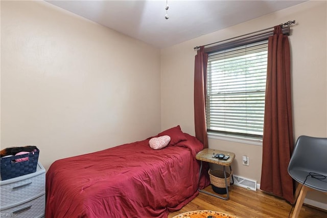 503 Carters Grove Ct, Hampton, VA 23663 - bedroom with wood finished floors and vaulted ceiling