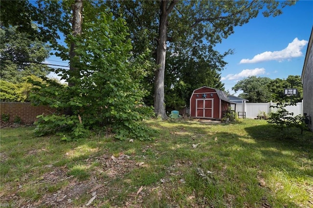 503 Carters Grove Ct, Hampton, VA 23663 - view of yard with a storage unit