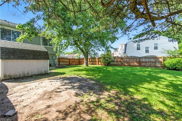 3725 Kingsmill Walk, Virginia Beach, VA 23452 - fenced backyard featuring a shed