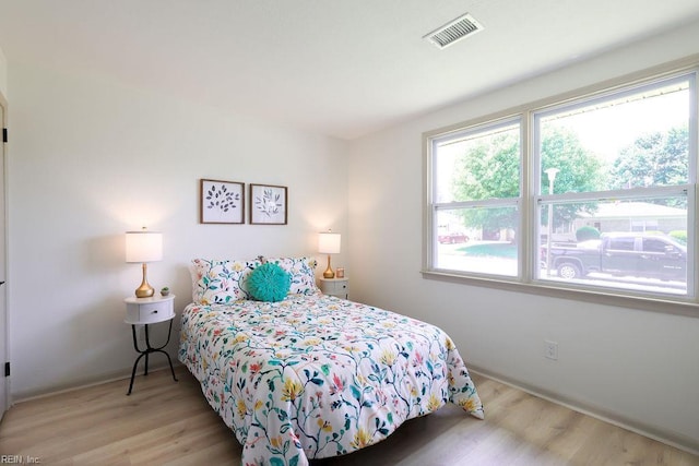 552 Boxwood Ln, Virginia Beach, VA 23452 - bedroom with light wood-style floors